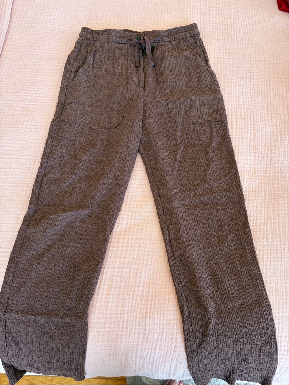 Zara Women's Cargo Drawstring Pants in Charcoal